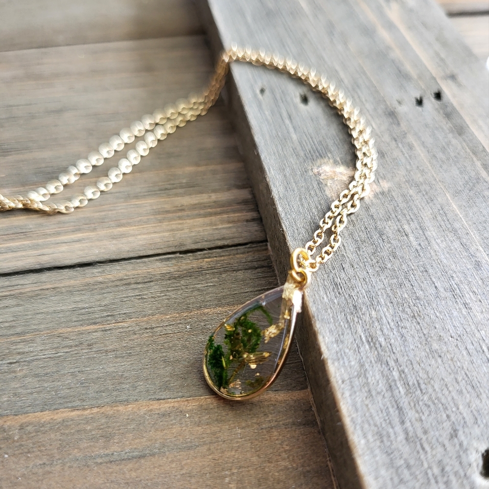 Petite Green Moss Resin Teardrop Necklace- Handmade Necklace- 18 Karat Gold Neck - Picture 6 of 7